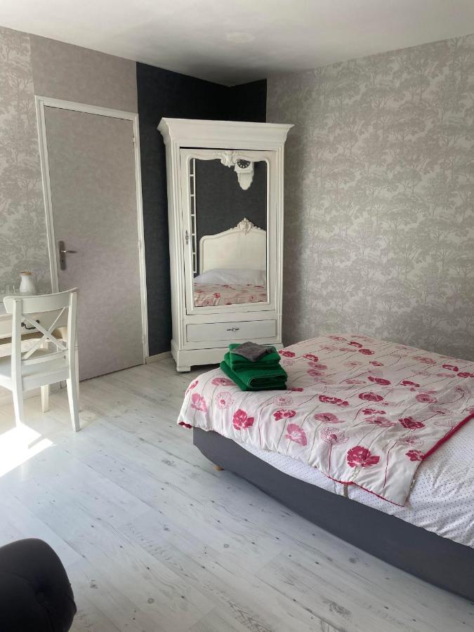 L'Etape Marceline - Chambre D'Hotes Saint-Marceau  Buitenkant foto